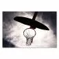 Preview: Ein Basketballkorb vor dem Himmel mit der Sonne dahinter. Preview: Ein Basketballkorb vor dem Himmel mit der Sonne dahinter.
