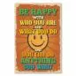 Preview: Orangefarbenes Vintage Poster mit Smiley: "Be Happy With Who You Are and What You Do". Preview: Orangefarbenes Vintage Poster mit Smiley: "Be Happy With Who You Are and What You Do".
