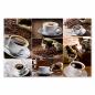 Preview: Frisch gemahlene Kaffeebohnen, dampfender Kaffee in Tassen - verschiedene Zubereitungsarten.