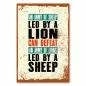 Preview: „An Army of Sheep Led by a Lion Can Defeat an Army of Lions Led by a Sheep“ – motivierendes Poster über Führung. Preview: „An Army of Sheep Led by a Lion Can Defeat an Army of Lions Led by a Sheep“ – motivierendes Poster über Führung.
