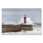 Preview: Leuchtturm auf Wellenbrecher, tosende Wellen, Gischt, dramatisch. Preview: Leuchtturm auf Wellenbrecher, tosende Wellen, Gischt, dramatisch.
