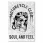 Preview: Ein Totenkopf mit Fliegerhelm und dem Schriftzug "Motorcycle Club Soul and Feel". Preview: Ein Totenkopf mit Fliegerhelm und dem Schriftzug "Motorcycle Club Soul and Feel".