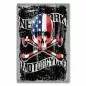 Preview: Ein Totenkopf mit US-Flaggenmuster und gekreuzten Knochen. Darunter: "New York Motorcycle". Preview: Ein Totenkopf mit US-Flaggenmuster und gekreuzten Knochen. Darunter: "New York Motorcycle".