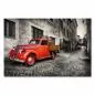 Preview: Roter Oldtimer mit Weinfässern, malerische Gasse in Rom, Nostalgie. Preview: Roter Oldtimer mit Weinfässern, malerische Gasse in Rom, Nostalgie.