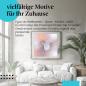 Preview: Leinwandbild "Blume": Makroaufnahme, Tautropfen - traumhafte Atmosphäre.