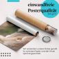 Preview: Gerolltes Poster "Lemuren". Tierische Zuneigung, sicher verpackt.