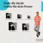 Preview: Wähle die ideale Postergröße: Stilisierte Frau mit rotem Lippenstift und schwarzem Hut, schwarz-weiß gestreifter Hintergrund. Preview: Wähle die ideale Postergröße: Stilisierte Frau mit rotem Lippenstift und schwarzem Hut, schwarz-weiß gestreifter Hintergrund.