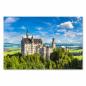 Preview: Schloss Neuschwanstein, Felsen, grüne Hügellandschaft, blauer Himmel.
