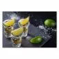 Preview: Drei Tequila Shots, Limette & Salzrand auf Schieferplatte - geselliger Abend. Preview: Drei Tequila Shots, Limette & Salzrand auf Schieferplatte - geselliger Abend.