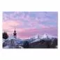 Preview: Eine schneebedeckte Kirche vor einer atemberaubenden Bergkulisse in den Alpen - ein Wintermärchen im Bild. Preview: Eine schneebedeckte Kirche vor einer atemberaubenden Bergkulisse in den Alpen - ein Wintermärchen im Bild.