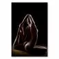 Preview: Frau in Yogapose vor Schwarz, trainierter Körper, Licht & Schatten, ästhetisch. Preview: Frau in Yogapose vor Schwarz, trainierter Körper, Licht & Schatten, ästhetisch.