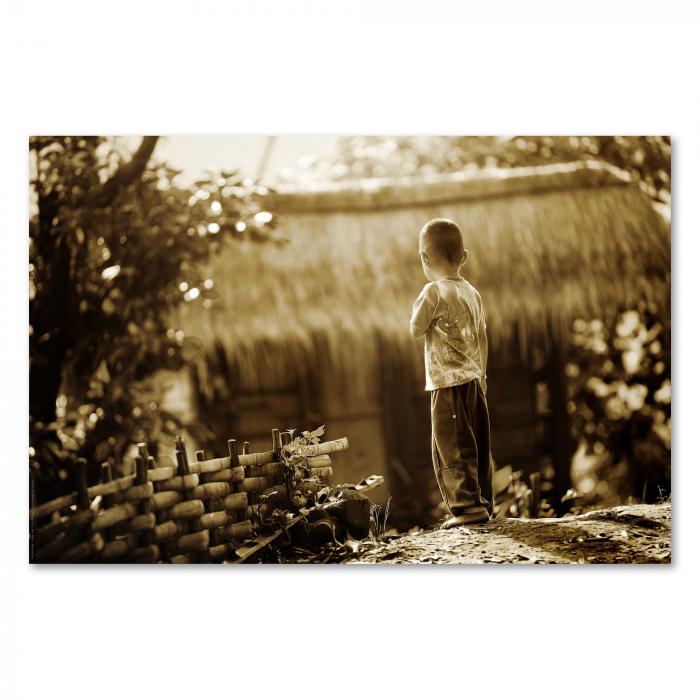 Preview: Sehnsüchtig: Junge blickt in die Ferne | Postereck 0095