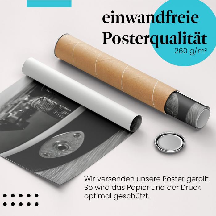 Gerolltes Poster "E-Bass Details" - Musik & Technik, sicher verpackt.