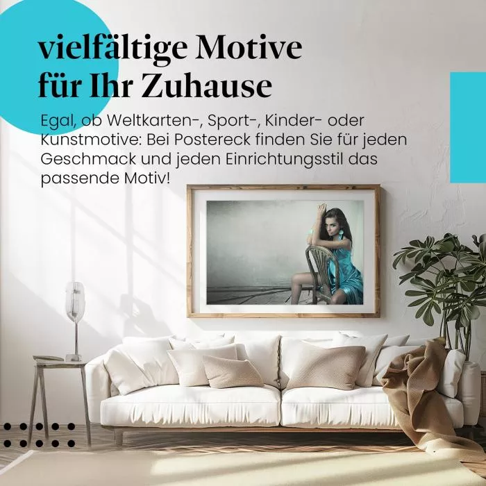 Elegante Frau im blauen Kleid | Postereck 1156
