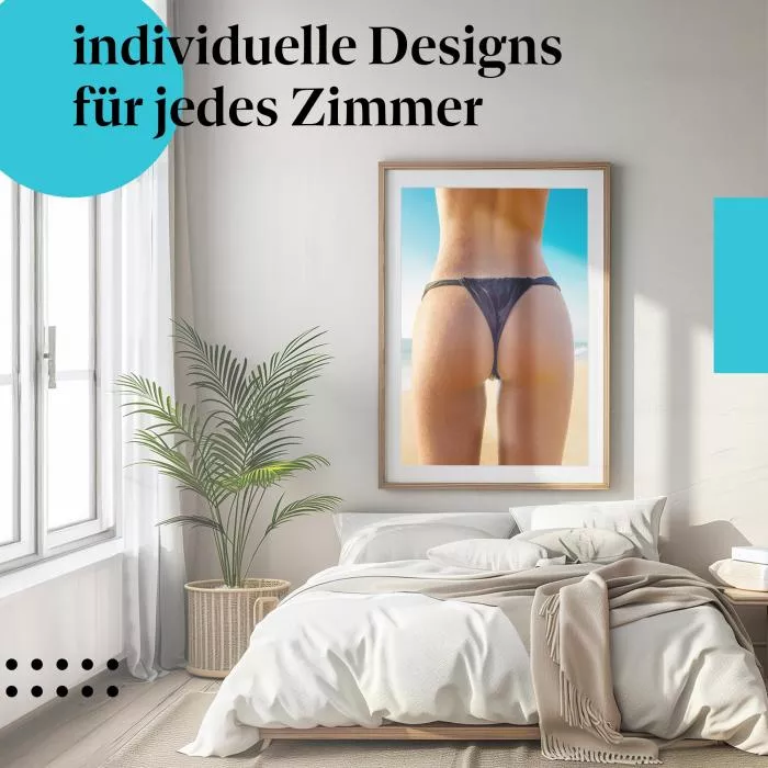 Junge Frau am Strand in schwarzer Bikinihose | Postereck 1719