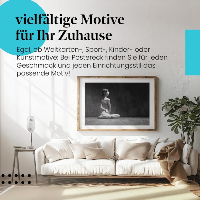 Leinwandbild "Yoga": Frau, Schwarz-Weiß, dunkler Raum - Ruhe & Konzentration.