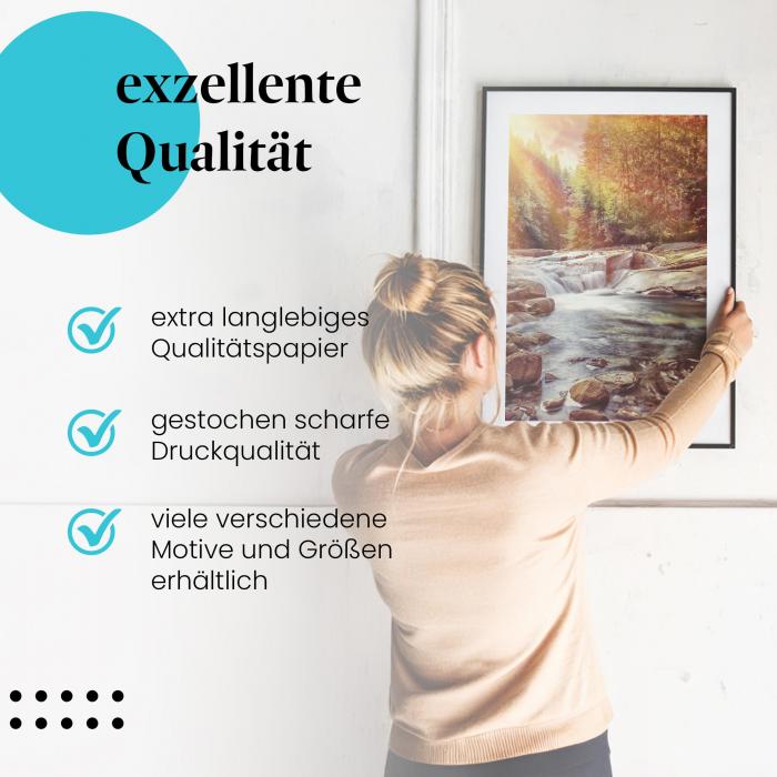 Gerahmtes Wandbild "Herbstlicher Wasserfall: Magie im Wald" in verschiedenen Größen.