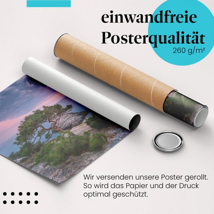 Gerolltes Poster "Felsige Küste". Malerische Küstenlandschaft, sicher verpackt.