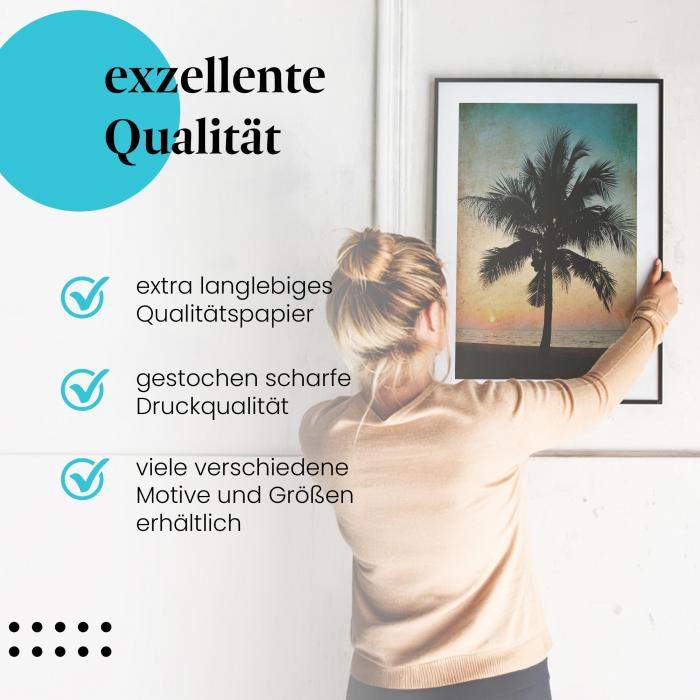 Gerahmtes Wandbild "Palme, Strand, Sonnenuntergang". Hochwertiger Druck, verschiedene Größen erhältlich.