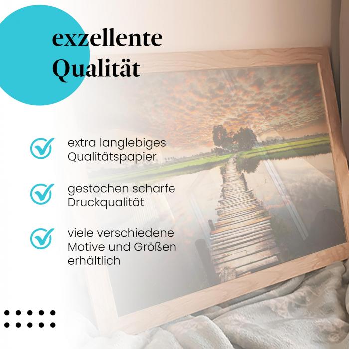 Gerahmtes Wandbild "Reisfeld, Sonnenaufgang". Hochwertiger Druck, verschiedene Größen erhältlich.