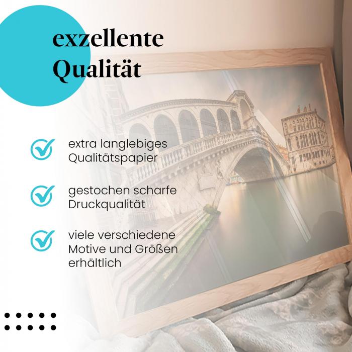 Gerahmtes Bild "Rialtobrücke Venedig". Berühmte Brücke, Sonnenaufgang.