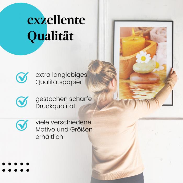 Gerahmtes Bild "Wellness & Entspannung" - Massagesteine & Kerze, Wohlfühlatmosphäre.