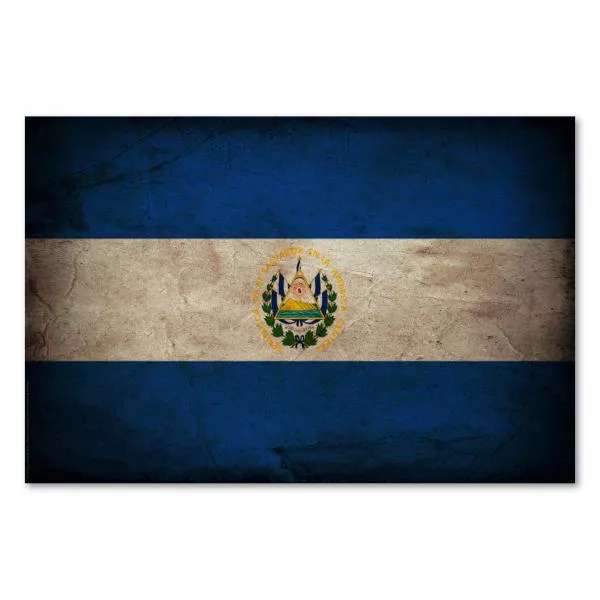 Flagge El Salvadors im Vintage-Look: Das Wappen zeigt die Unabhängigkeitserklärung von Spanien. Flagge El Salvadors im Vintage-Look: Das Wappen zeigt die Unabhängigkeitserklärung von Spanien.
