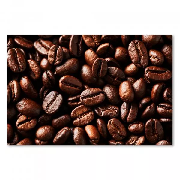 Nahaufnahme: Frisch geröstete Kaffeebohnen, dunkle Farbe & Textur, Aroma. Nahaufnahme: Frisch geröstete Kaffeebohnen, dunkle Farbe & Textur, Aroma.
