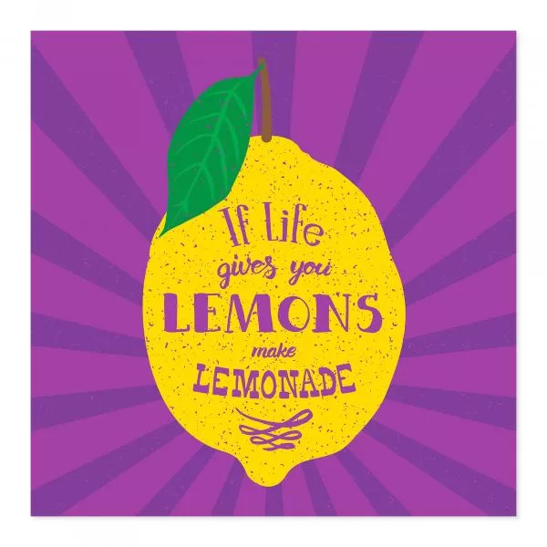 Gelbe Zitrone, lila Hintergrund, Text: "Wenn das Leben...", Limonade. Gelbe Zitrone, lila Hintergrund, Text: "Wenn das Leben...", Limonade.