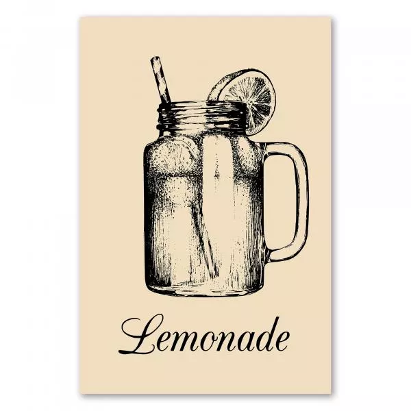 Erfrischendes Glas Limonade mit Zitrone & Strohhalm im Einmachglas vor hellem Hintergrund. Erfrischendes Glas Limonade mit Zitrone & Strohhalm im Einmachglas vor hellem Hintergrund.