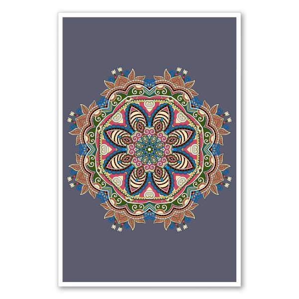 Ein farbenfrohes Mandala auf grauem Hintergrund - ein detailreiches Muster voller Harmonie.