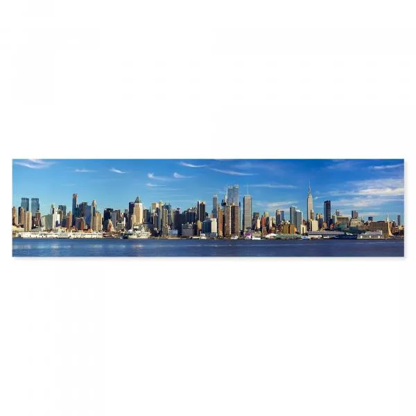 Skyline von New York City mit Empire State Building, Freiheitsstatue & Wahrzeichen. Skyline von New York City mit Empire State Building, Freiheitsstatue & Wahrzeichen.