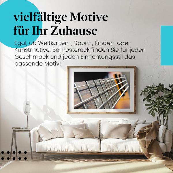 Leinwandbild "Tiefe Töne - Detailansicht Bassgitarre". Wanddeko für Musikfans und Bassisten.