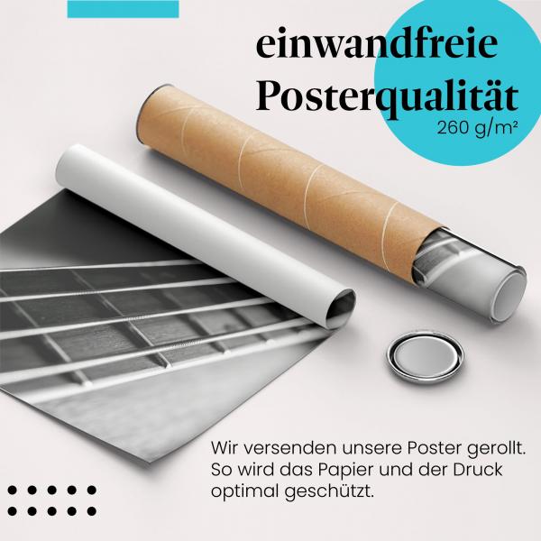 Gerolltes Poster "E-Bass Details". Musik & Handwerk, sicher verpackt.