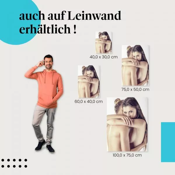 Liebevolle Umarmung im Seitblick | Postereck 3060 Liebevolle Umarmung im Seitblick | Postereck 3060