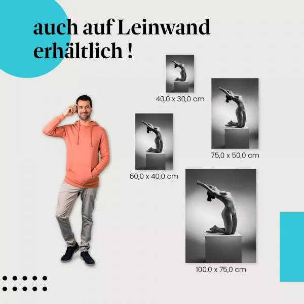 Elegant kniende Frau auf Würfel | Postereck 3090 Elegant kniende Frau auf Würfel | Postereck 3090