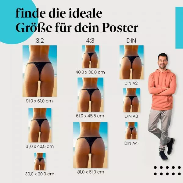 Junge Frau am Strand in schwarzer Bikinihose | Postereck 1719 Junge Frau am Strand in schwarzer Bikinihose | Postereck 1719