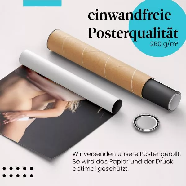 Innige Umarmung von zwei Frauen | Postereck 3235 Innige Umarmung von zwei Frauen | Postereck 3235