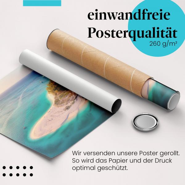 Gerolltes Poster "Tropeninsel" - Paradiesisches Urlaubsmotiv, sicher verpackt.