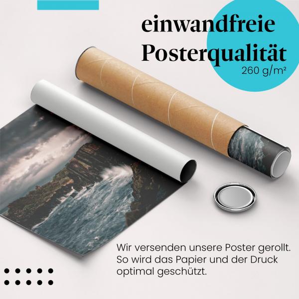 Gerolltes Poster "Stürmische Küste". Naturgewalt, sicher verpackt.