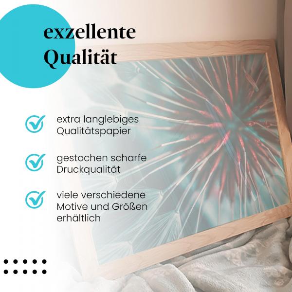 Gerahmtes Bild "Abstrakte Pusteblume" - Blau & Rot, detailreiche Makroaufnahme.