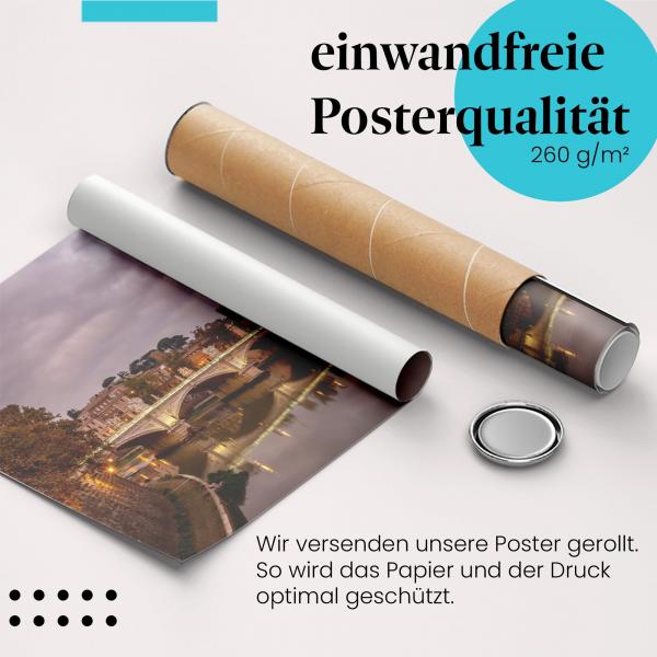 Gerolltes Poster "Römische Brücke" - Rom bei Nacht, sicher verpackt.