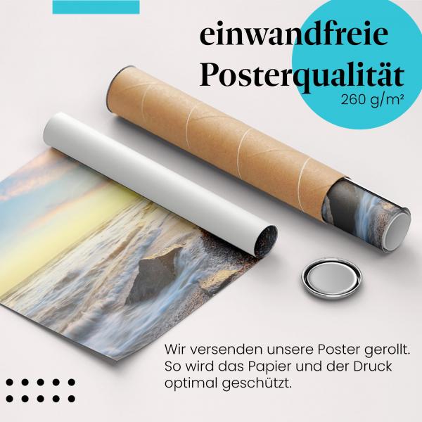 Gerolltes Poster "Sonnenuntergang am Meer" - Strand & Meer, sicher verpackt.