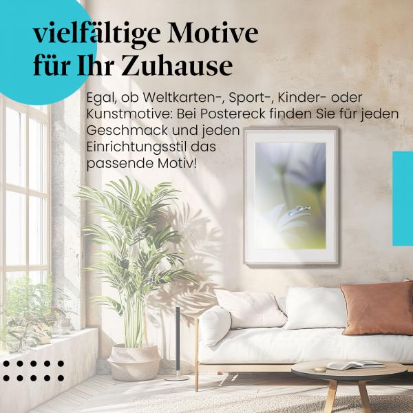 Leinwandbild "Wassertropfen": Makro, Blütenblatt - funkelnde Diamanten!